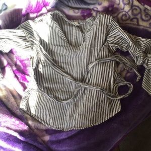 Stripe shirt with tie